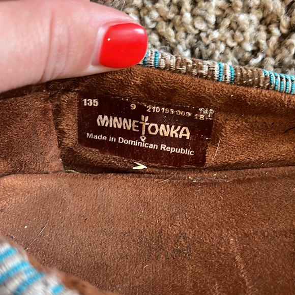 Minnetonka moccasins - Picture 6 of 6